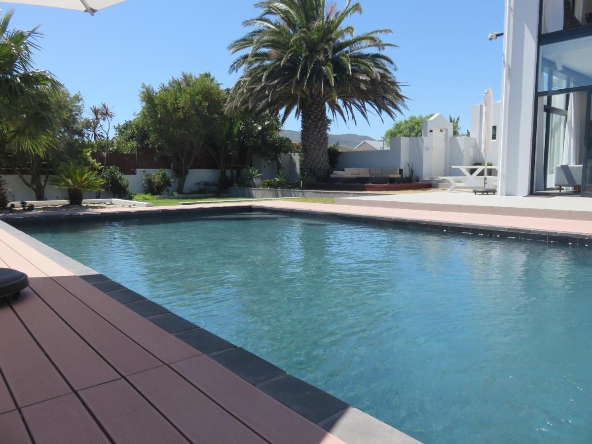 Cape White Villa Crawley المظهر الخارجي الصورة